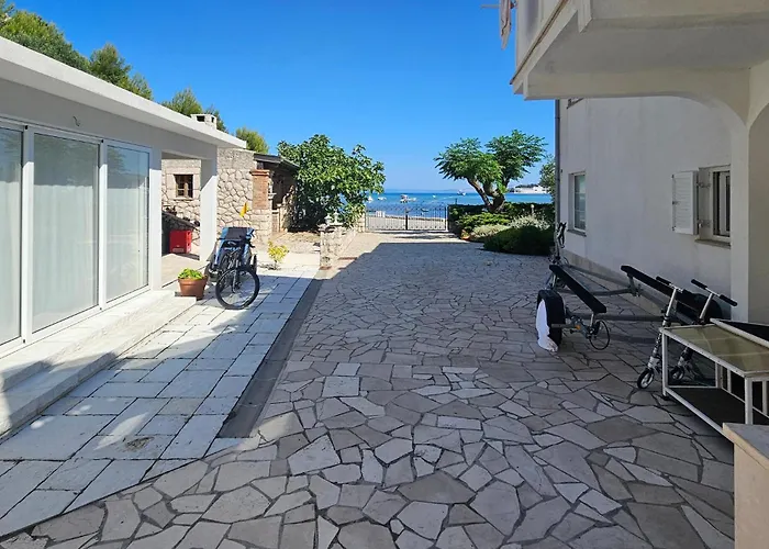 Amazing In With House Sea View