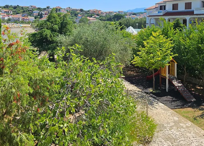 Amazing In With House Sea View Apartmán *